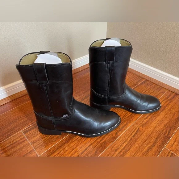 Black Cowboy Boots - Men’s - Justin - Size: 8.5 D